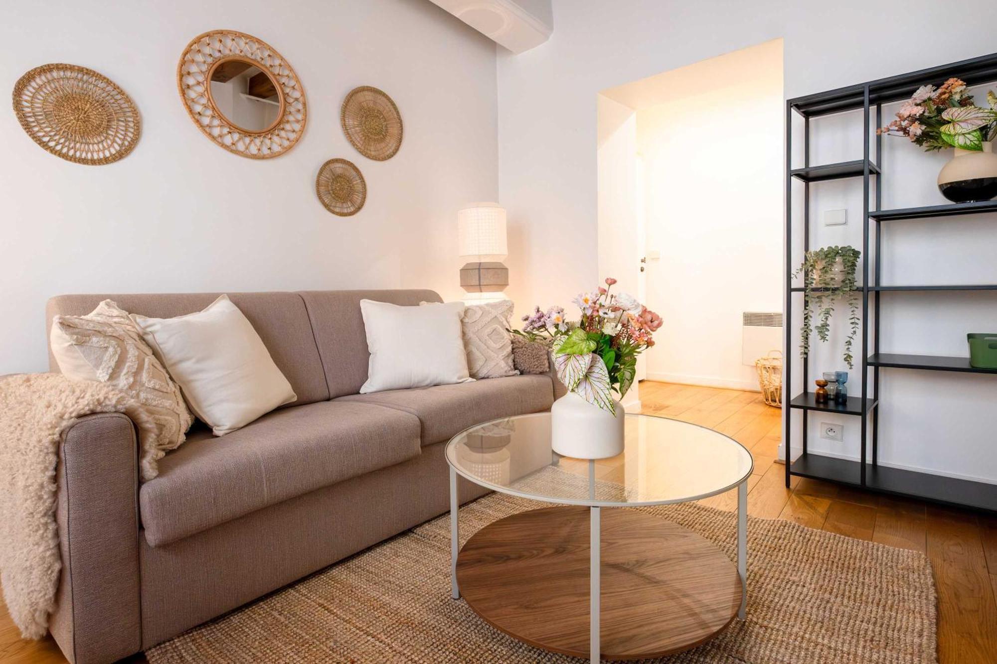 4 Guests Flat Palais Royal 1 Parigi